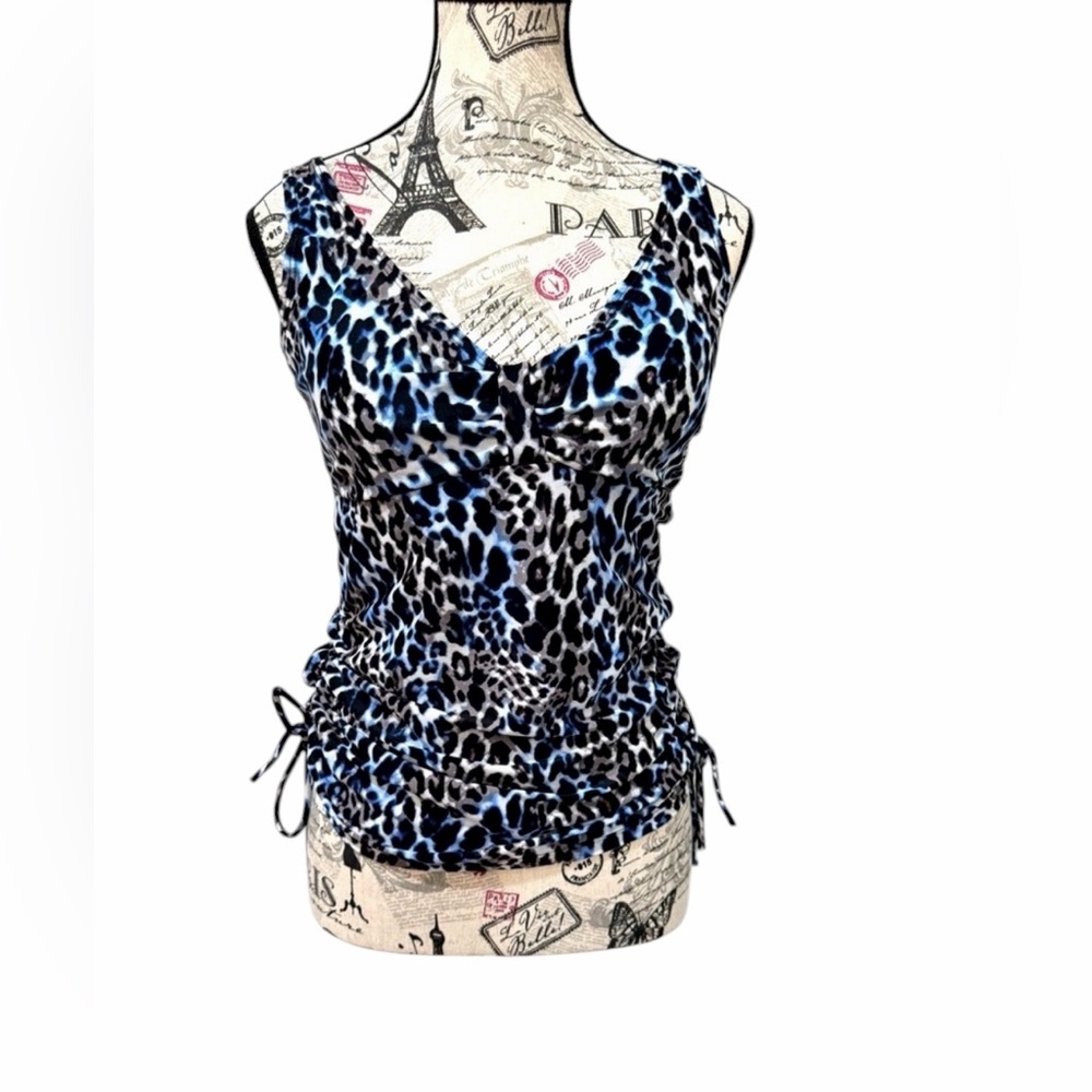 Silhouette Solutions Blue and White Ruched Swimsuit Top size 8